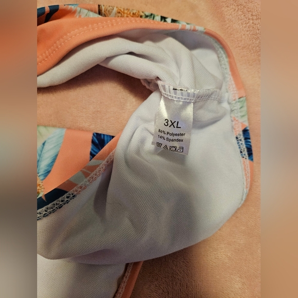 🩷5/$25🩷 Tropical Bow Bikini, Plus Size 3X - Picture 9 of 15